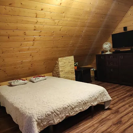 Villa Nad Jeziorem - Mira