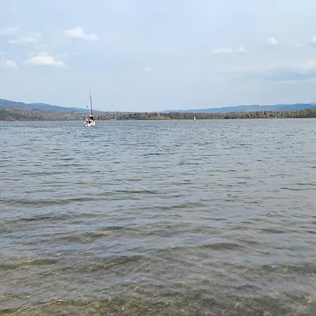 Villa Nad Jeziorem - Mira