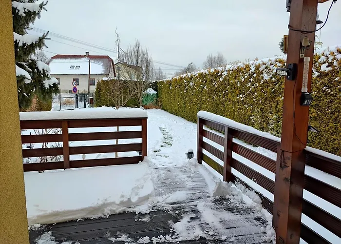 Nad Jeziorem - Mira *